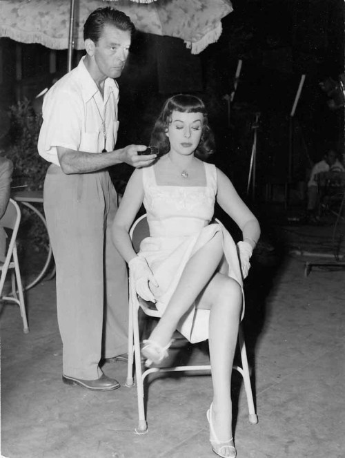 Paulette-Goddard-Feet-732921